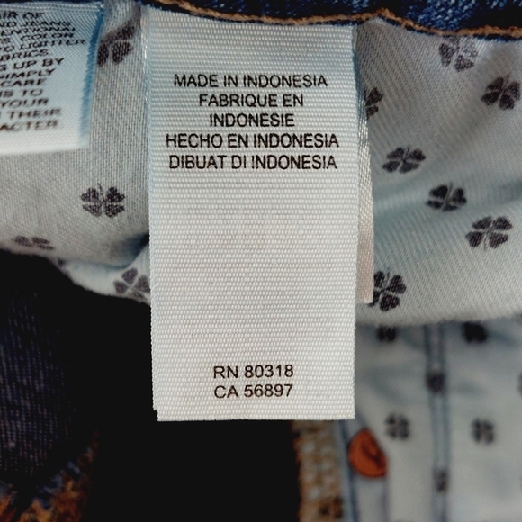 Lucky Brand Blue Denim Light Wash Blue Classic Five Pockets Jeans P3588 - Picture 9 of 11